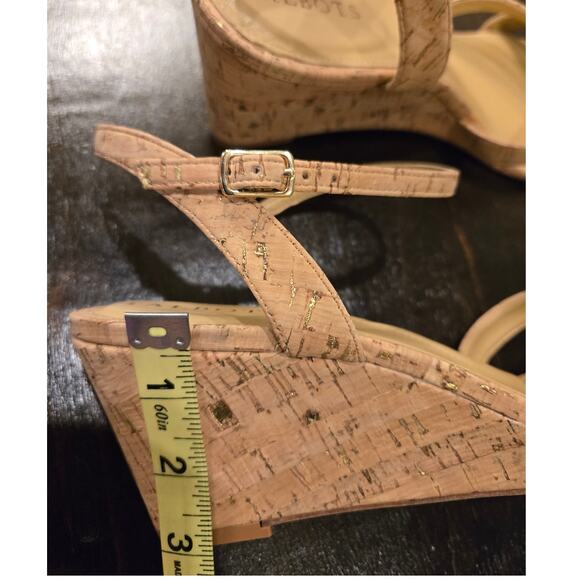 Talbots Royce Cork Wedge Sandals Memory Foam Beige Gold MSRP $150 Size 10.5 - Picture 7 of 9